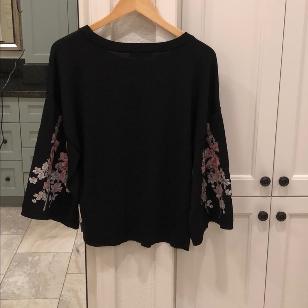 LAST ONE! NWT INC Floral Embroidered Sweater - Picture 5 of 8